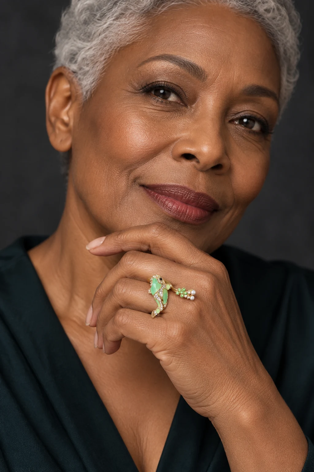 The Apolline Éclat Green Ring worn on a model — AI-generated styling preview