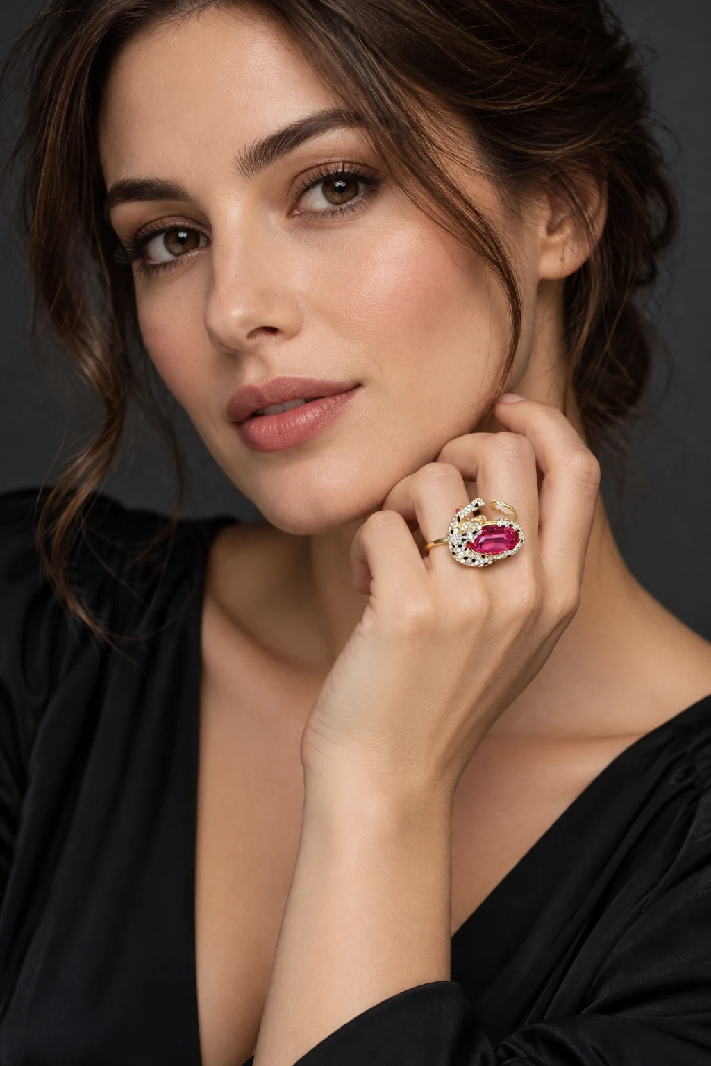 The Renée Éclat Ring worn on a model — AI-generated styling preview