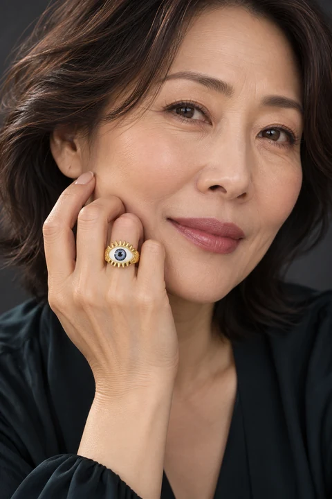 The Agnès Promenade Ring worn on a model — AI-generated styling preview